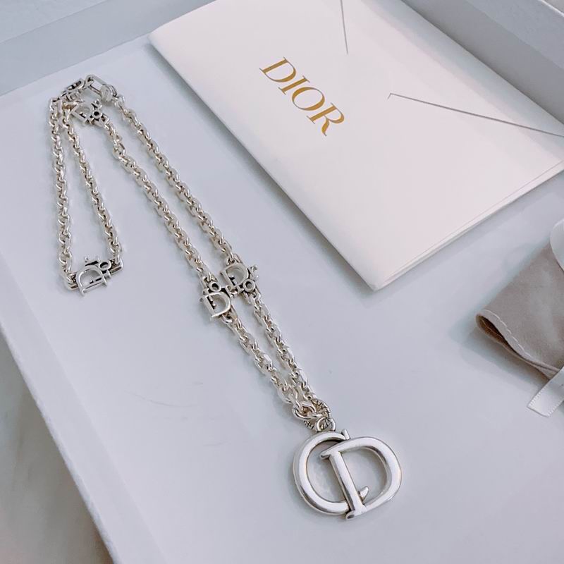 Dior Necklace 05lyr276